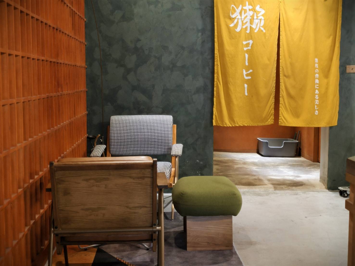 橘線捷運寵物友善獺咖啡,是在五塊厝站附近,有店貓相伴 - 第43張圖