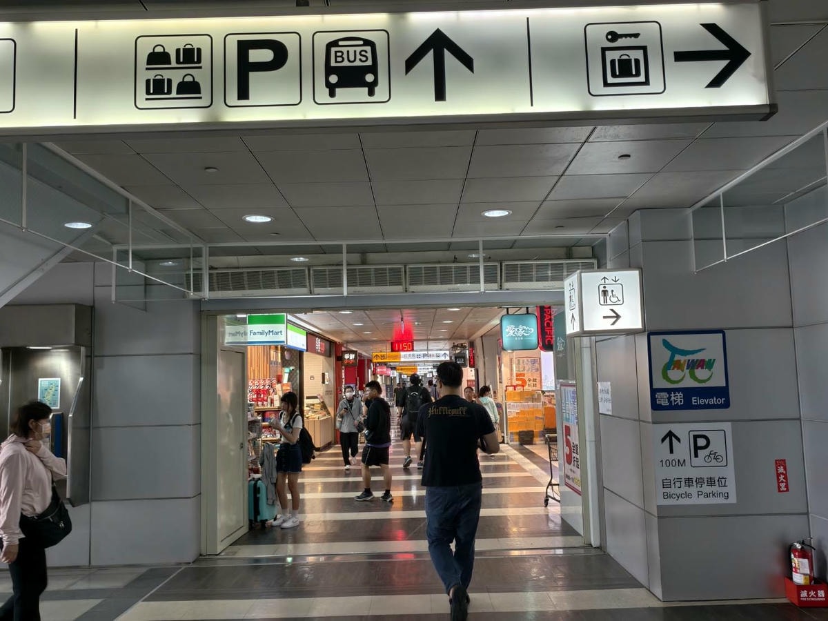 2025世界在屏東,10/10~10/12在屏東公園盛大舉辦,吃喝玩樂通通有,集點兌換屏東限定魔術方塊 - 第14張圖