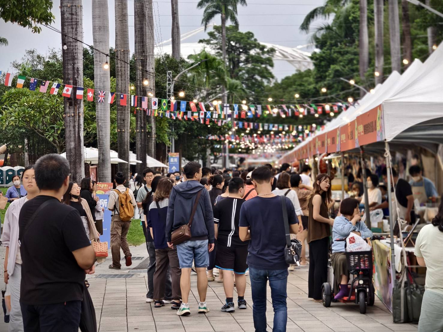 2025世界在屏東,10/10~10/12在屏東公園盛大舉辦,吃喝玩樂通通有,集點兌換屏東限定魔術方塊 - 第94張圖