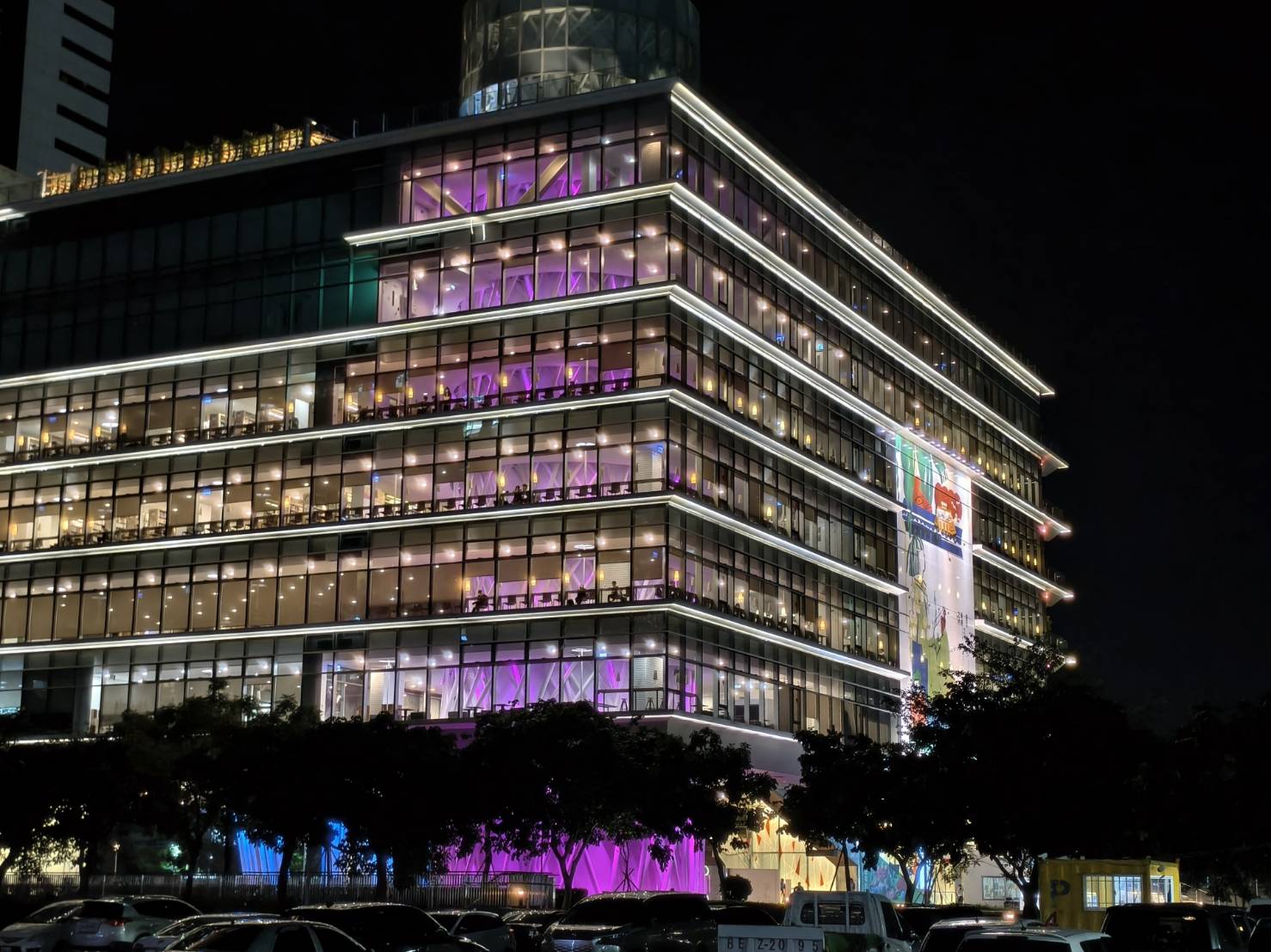 LIGHT UP 高雄 IN PINK,高雄6大地標,變成粉紅色系,高雄景點 - 第42張圖 LIGHT UP 高雄 IN PINK,高雄6大地標,變成粉紅色系,高雄景點