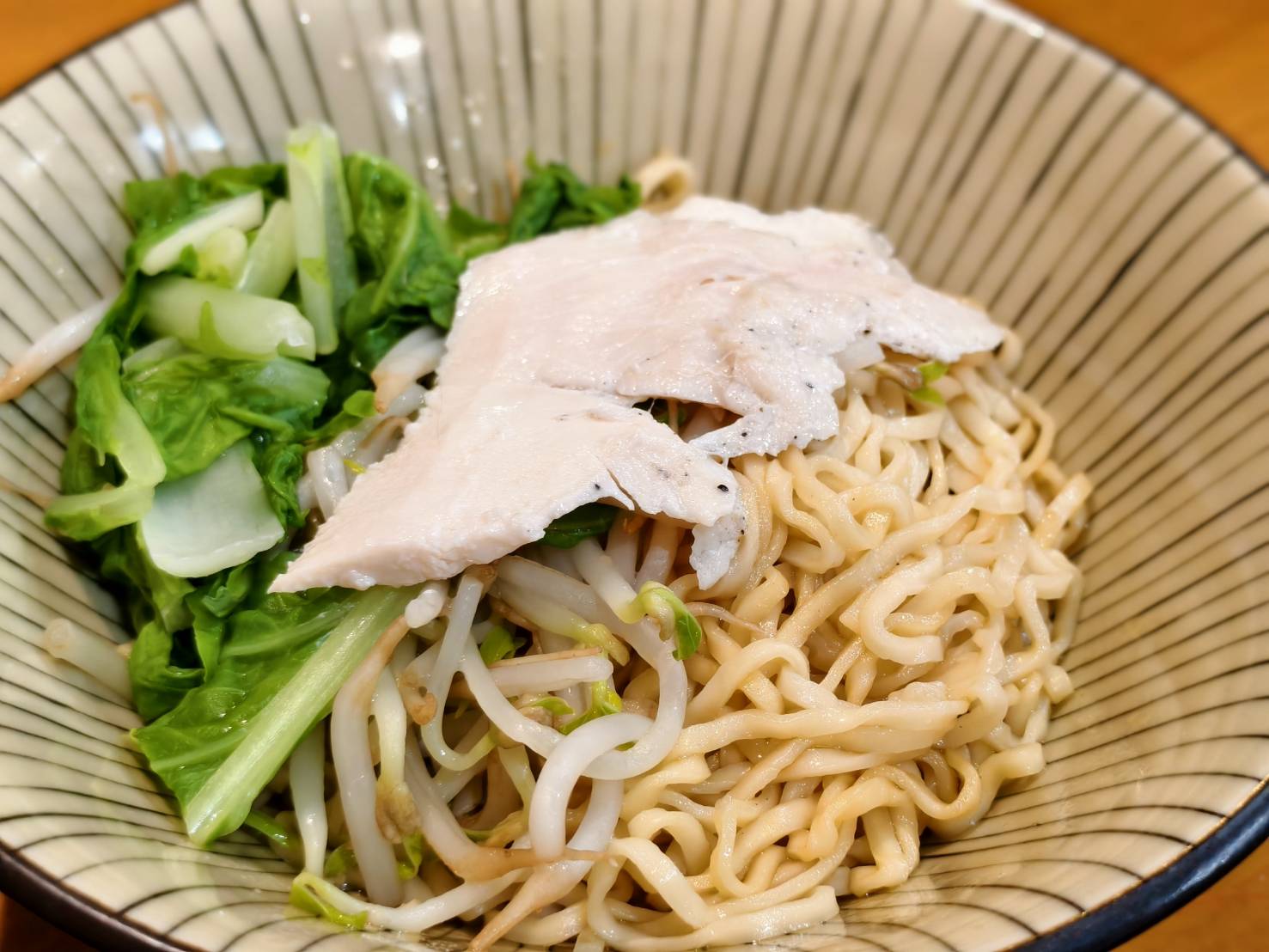 碗李麵,屏東特色麵店,台南意麵拌上豬油,再點滷味燙青菜,屏東美食推薦 - 第25張圖