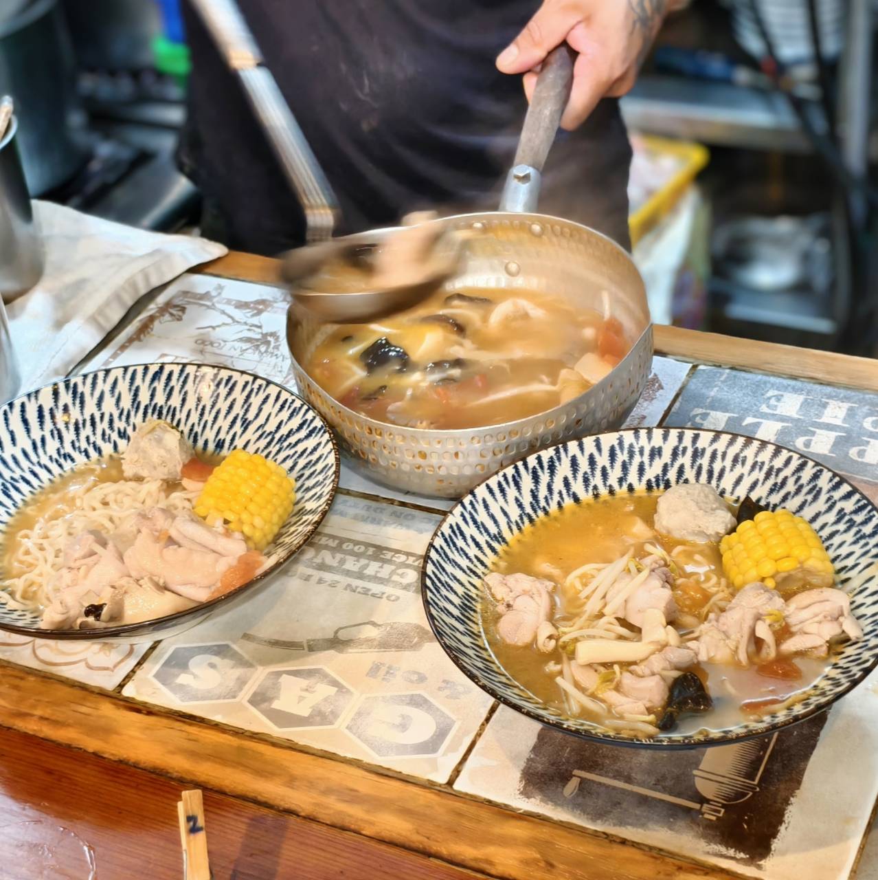 碗李麵,屏東特色麵店,台南意麵拌上豬油,再點滷味燙青菜,屏東美食推薦 - 第22張圖