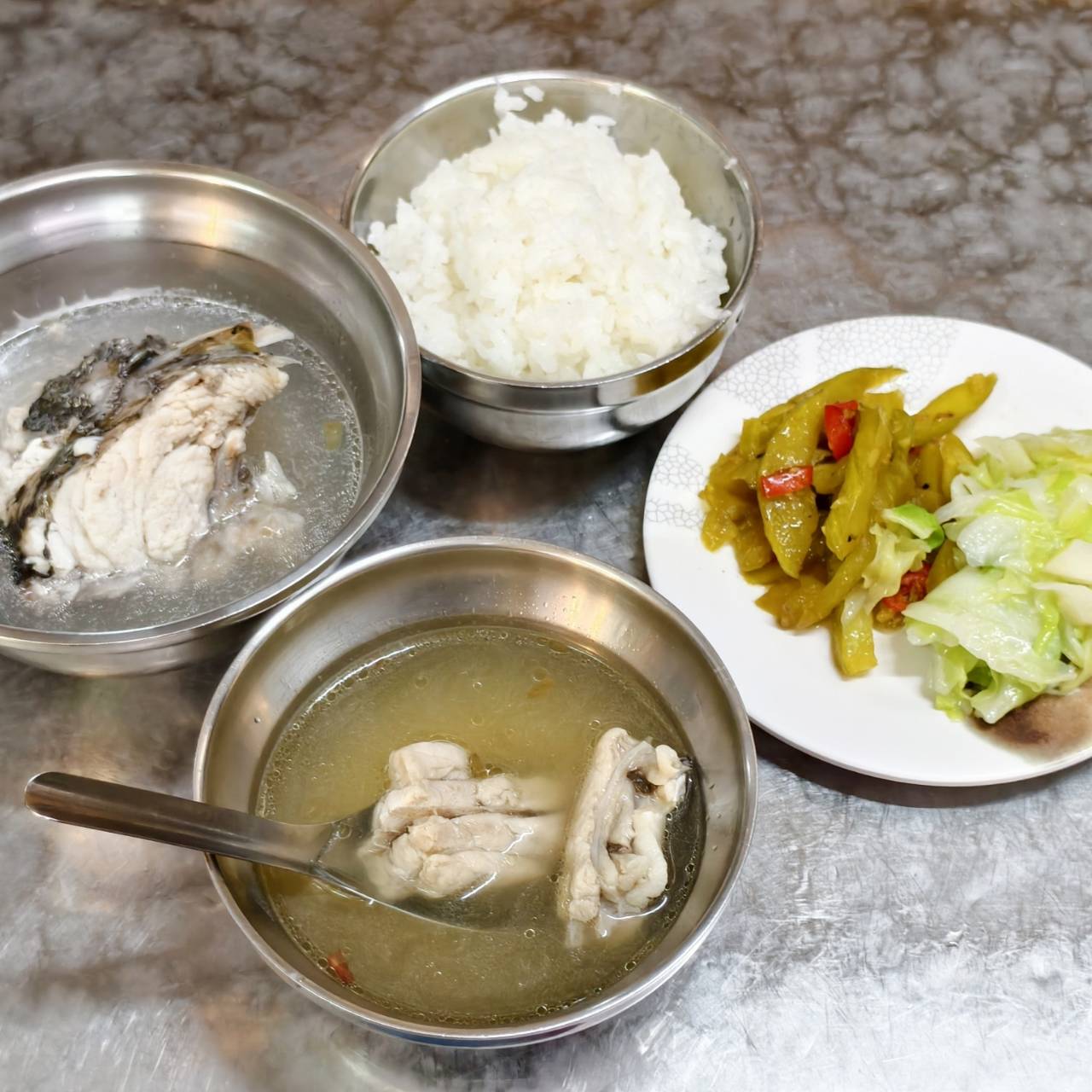 台南半日遊,基明飯桌仔與杏源珈琲,悠閒旅遊好選擇,台南中西區美食 - 第23張圖