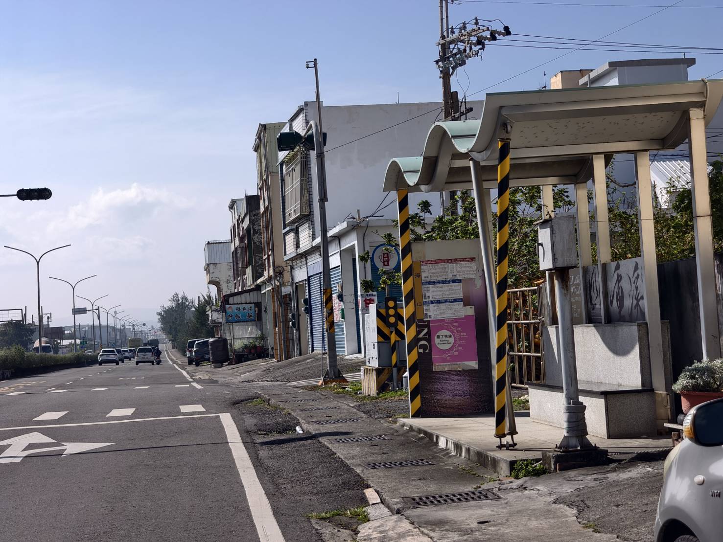 車城恆春一日遊,看海美術館新展覽,阿香姨麵店,恆春必推薦的南懶咖啡 - 第15張圖 車城恆春一日遊,看海美術館新展覽,阿香姨麵店,恆春必推薦的南懶咖啡