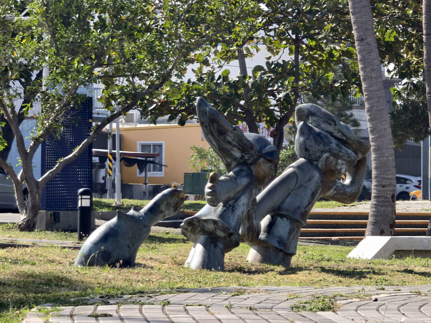 車城恆春一日遊,看海美術館新展覽,阿香姨麵店,恆春必推薦的南懶咖啡 - 第39張圖 車城恆春一日遊,看海美術館新展覽,阿香姨麵店,恆春必推薦的南懶咖啡