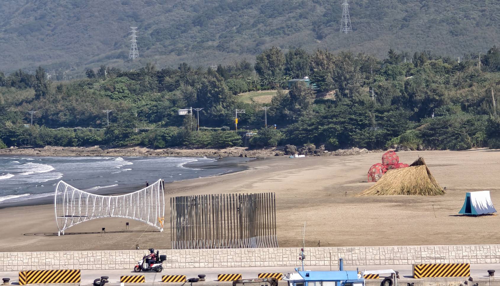 車城恆春一日遊,看海美術館新展覽,阿香姨麵店,恆春必推薦的南懶咖啡 - 第47張圖 車城恆春一日遊,看海美術館新展覽,阿香姨麵店,恆春必推薦的南懶咖啡
