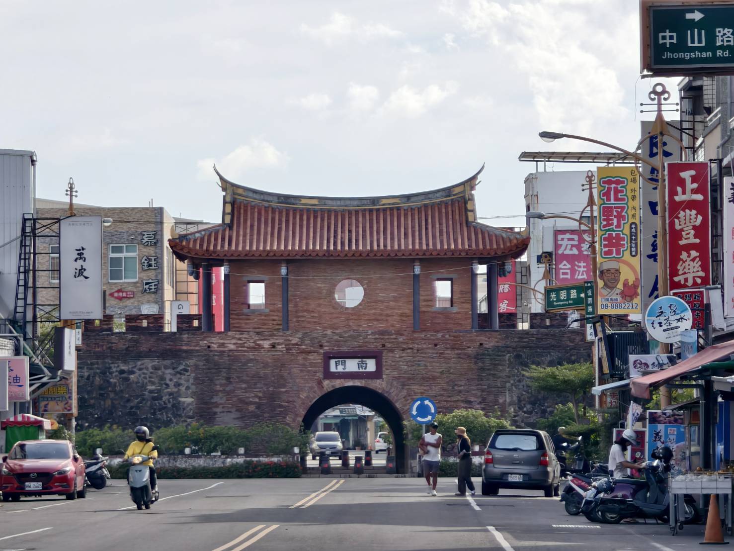 車城恆春一日遊,看海美術館新展覽,阿香姨麵店,恆春必推薦的南懶咖啡 - 第163張圖 車城恆春一日遊,看海美術館新展覽,阿香姨麵店,恆春必推薦的南懶咖啡