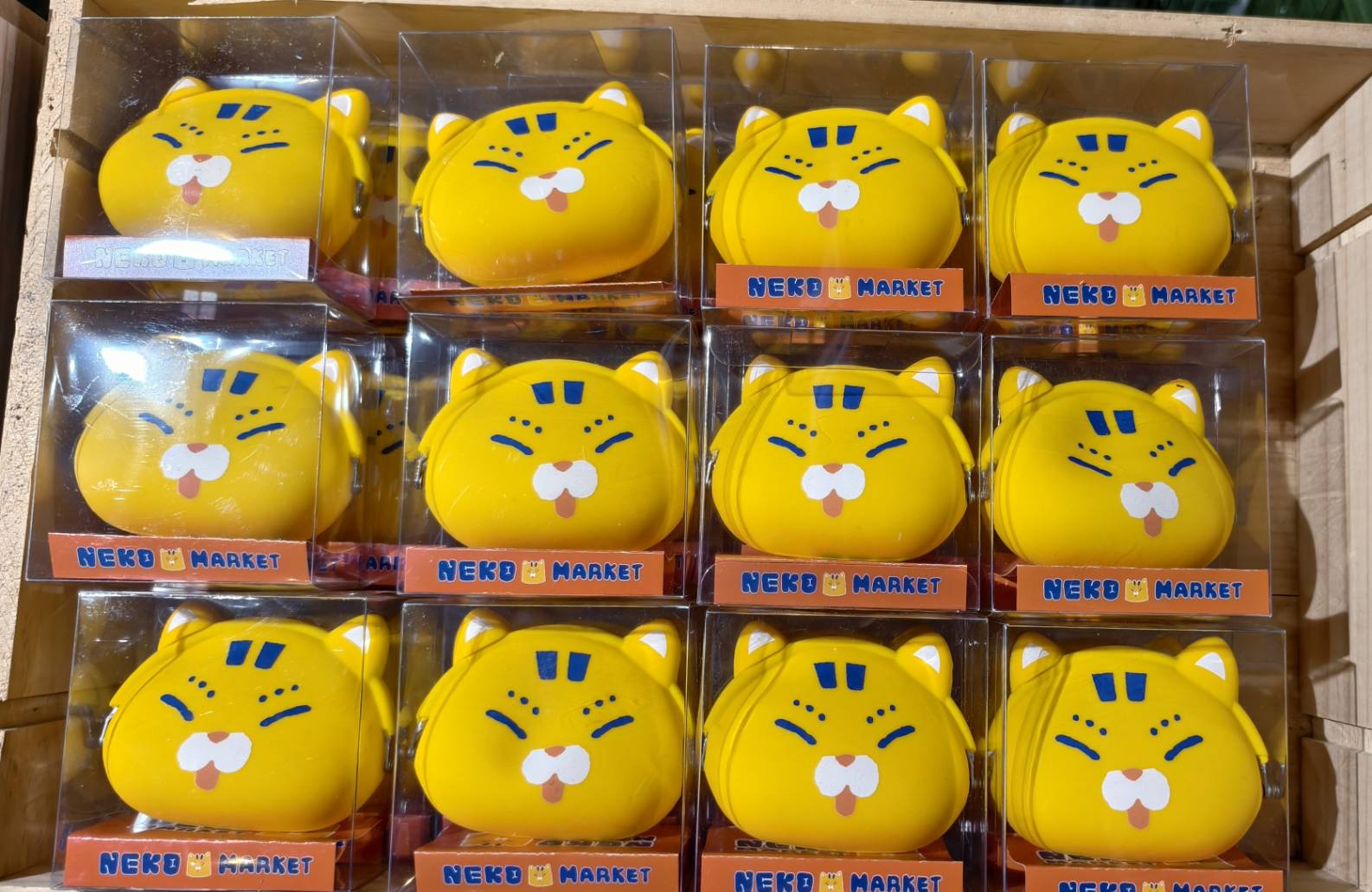 NEKO MARKET,第一場12月26日到12月28日在屏東市萬倉街鐵道廊道,為期三個月共三場