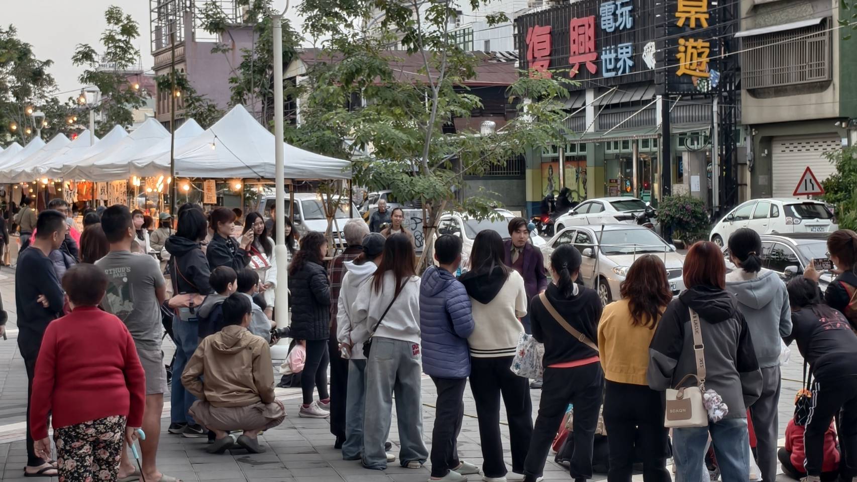 NEKO MARKET,第一場12月26日到12月28日在屏東市萬倉街鐵道廊道,為期三個月共三場