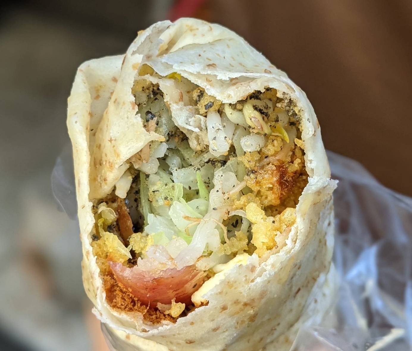 高雄中都美食,吳記廣式燒臘,中都炒米粉麵,好味全麥春捲,在地小吃