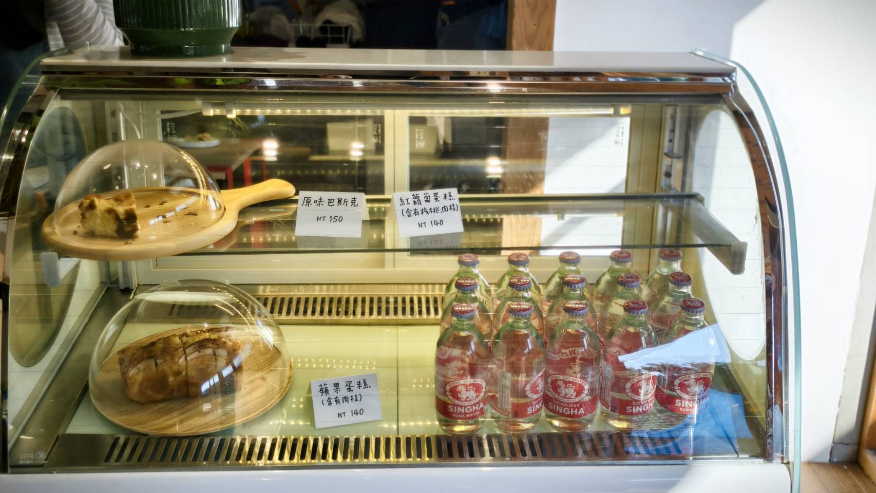 黃埔新村半日遊,書眷味,璞味綿綿冰,致日子,神諭咖啡與剛剛好,都是寵物友善 - 第74張圖 黃埔新村半日遊,書眷味,璞味綿綿冰,致日子,神諭咖啡與剛剛好,都是寵物友善