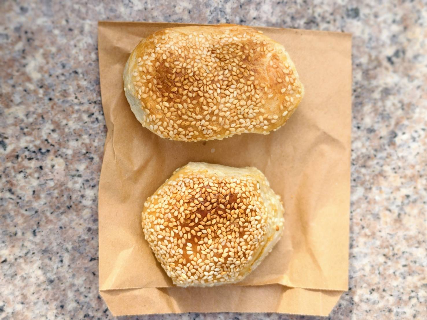 繫前緣,推薦菱角火鍋,是蓮池潭附近的聚餐聊天的好選擇,左營美食