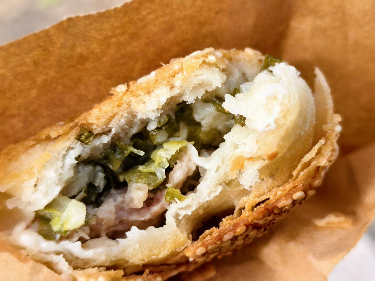 繫前緣,推薦菱角火鍋,是蓮池潭附近的聚餐聊天的好選擇,左營美食