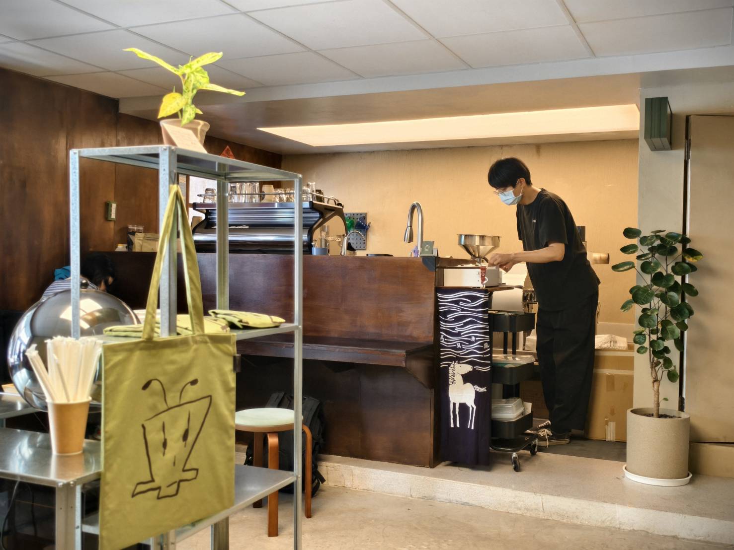 推薦高雄國民市場旁的忠孝陽春麵與福海咖啡,飯後喝咖啡好選擇 - 第22張圖 推薦高雄國民市場旁的忠孝陽春麵與福海咖啡,飯後喝咖啡好選擇