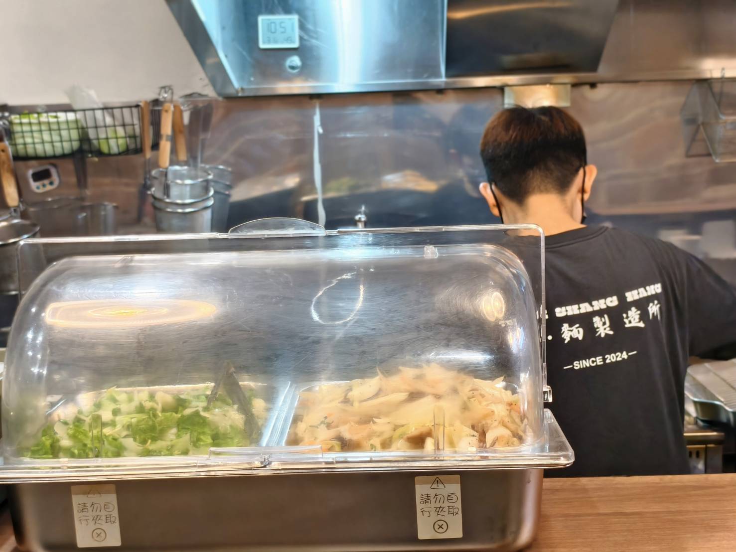 義益商行,朴子中正路上,沙茶麵酥香雞肉羹,特色美食小吃 - 第6張圖 義益商行,朴子中正路上,沙茶麵酥香雞肉羹,特色美食小吃