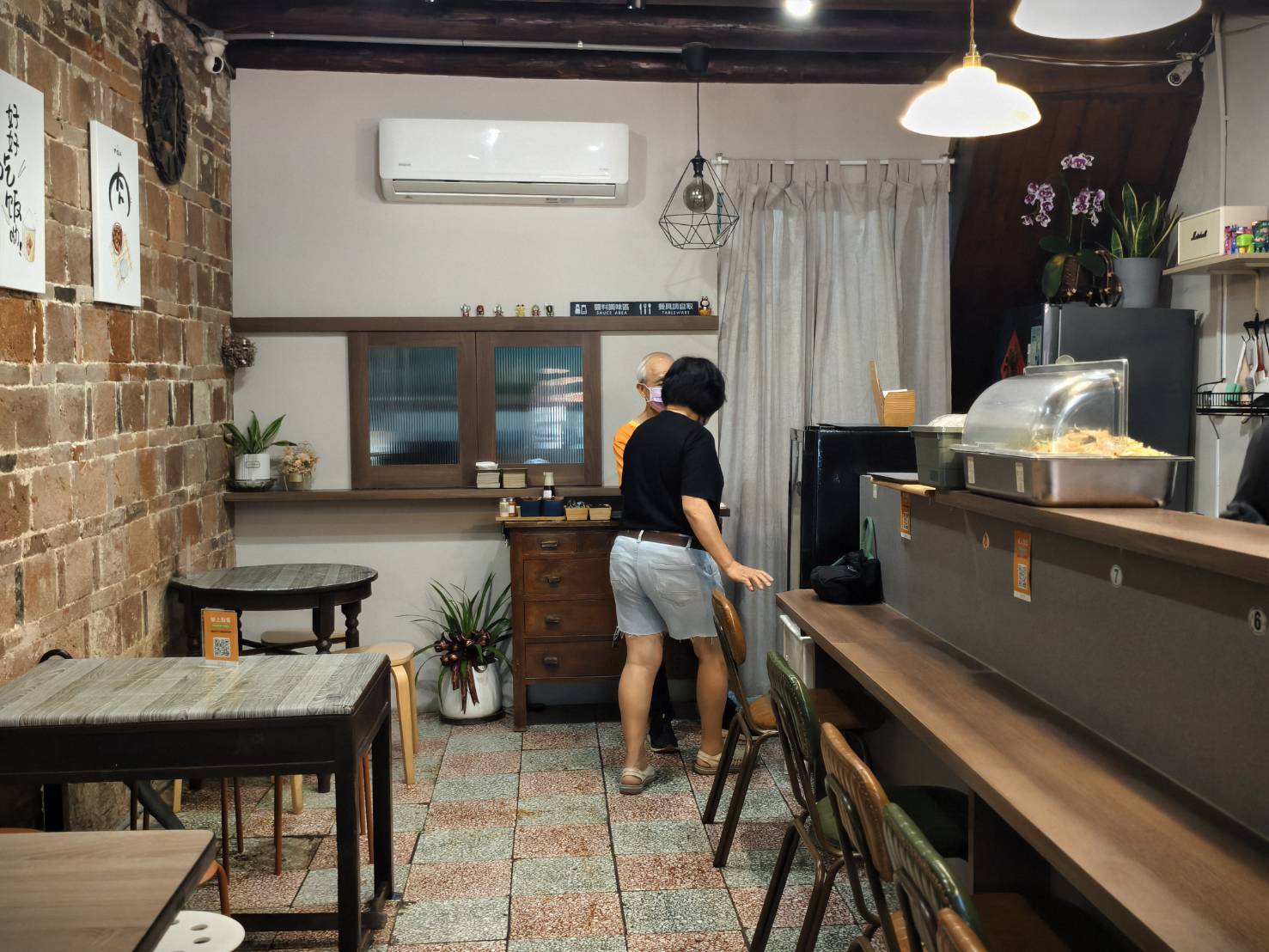 義益商行,朴子中正路上,沙茶麵酥香雞肉羹,特色美食小吃 - 第8張圖 義益商行,朴子中正路上,沙茶麵酥香雞肉羹,特色美食小吃