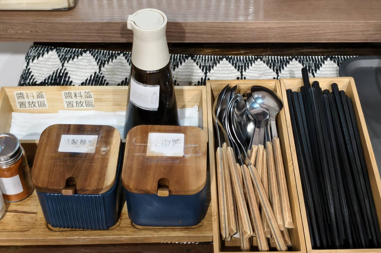 義益商行,朴子中正路上,沙茶麵酥香雞肉羹,特色美食小吃 - 第10張圖 義益商行,朴子中正路上,沙茶麵酥香雞肉羹,特色美食小吃