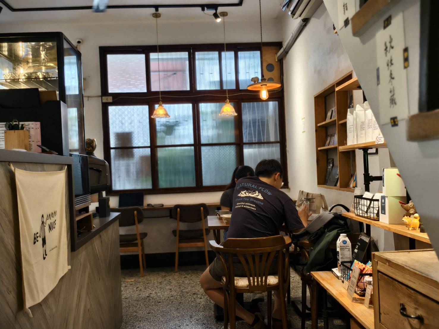 小巷裡的拾壹號-自家烘焙咖啡店,台南中西區寵物友善咖啡店 - 第23張圖 小巷裡的拾壹號-自家烘焙咖啡店,台南中西區寵物友善咖啡店