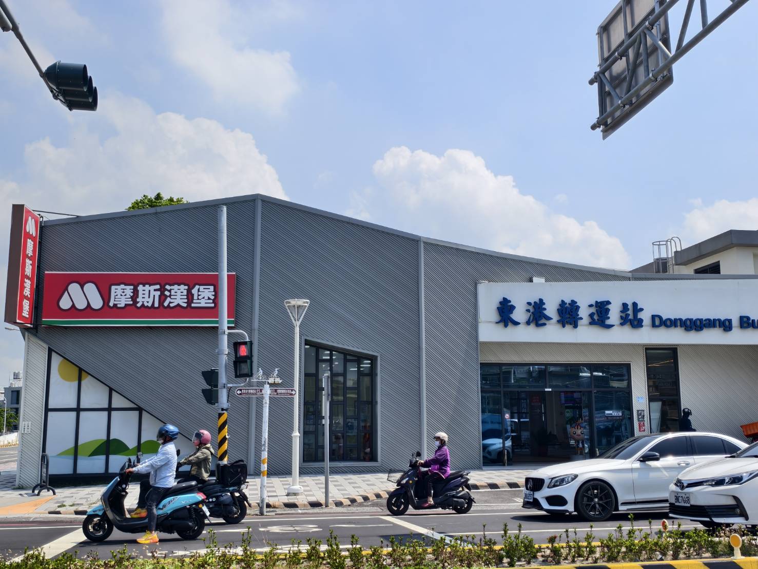 東港一日遊,推薦新東津鮪魚飯湯,葉家肉粿,瑞字號旗魚黑輪 - 第5張圖 東港一日遊,推薦新東津鮪魚飯湯,葉家肉粿,瑞字號旗魚黑輪