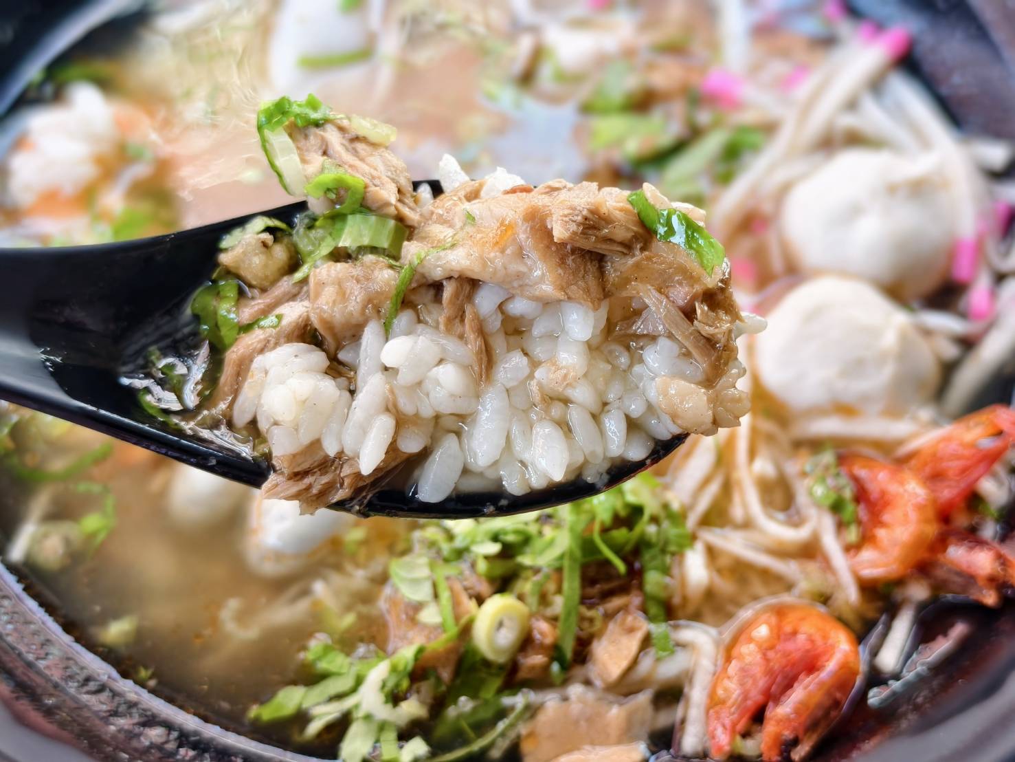東港一日遊,推薦新東津鮪魚飯湯,葉家肉粿,瑞字號旗魚黑輪 - 第18張圖 東港一日遊,推薦新東津鮪魚飯湯,葉家肉粿,瑞字號旗魚黑輪