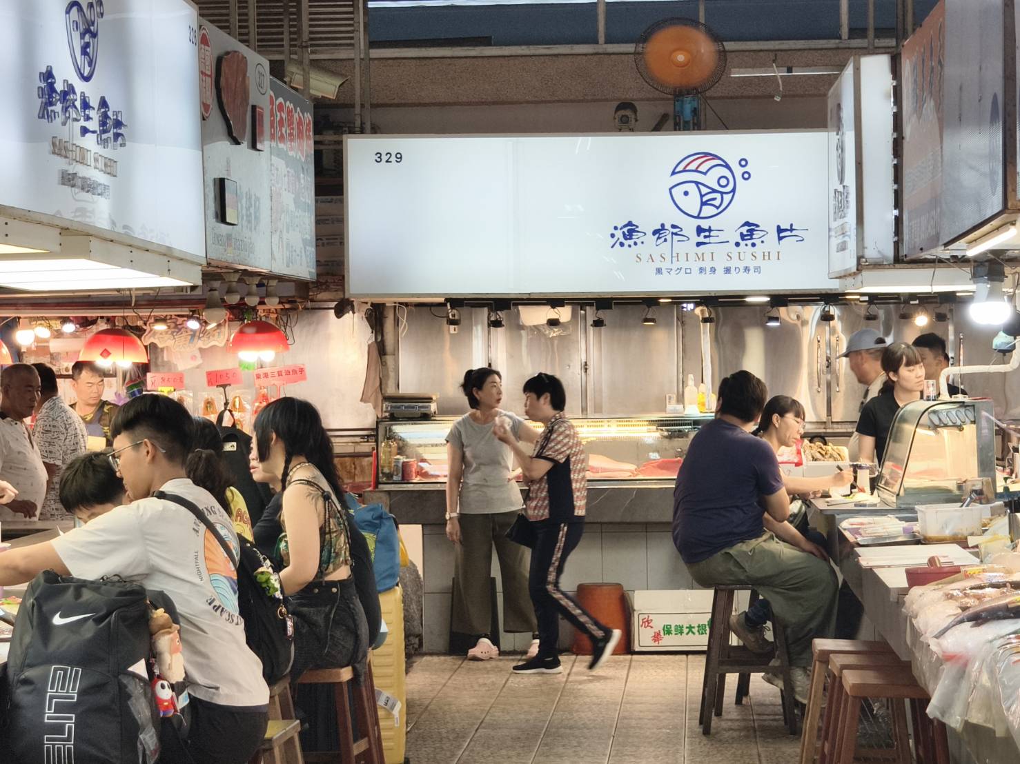 東港一日遊,推薦新東津鮪魚飯湯,葉家肉粿,瑞字號旗魚黑輪 - 第56張圖 東港一日遊,推薦新東津鮪魚飯湯,葉家肉粿,瑞字號旗魚黑輪