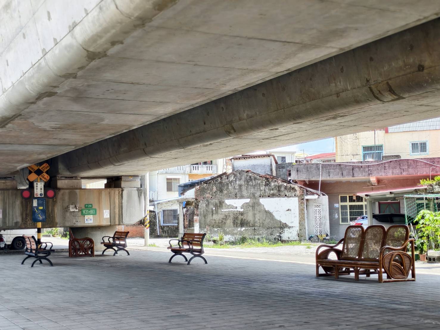 屏東竹田鄉半日遊,六堆忠義亭+屏東縣客家文化中心,西勢車站下車